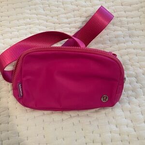 Lulu lemon sonic pink Fanny pack